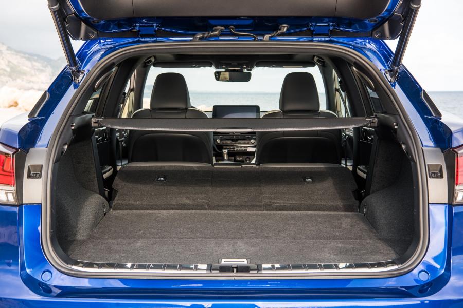 Багажник Lexus RX300 F-Sport 2019 года  (WW) (фото 33 из 80)